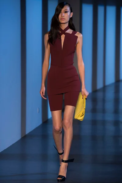 Look 15